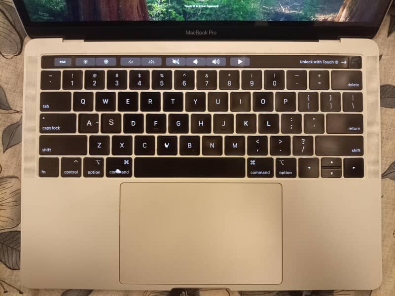 macbook pro 2018 5