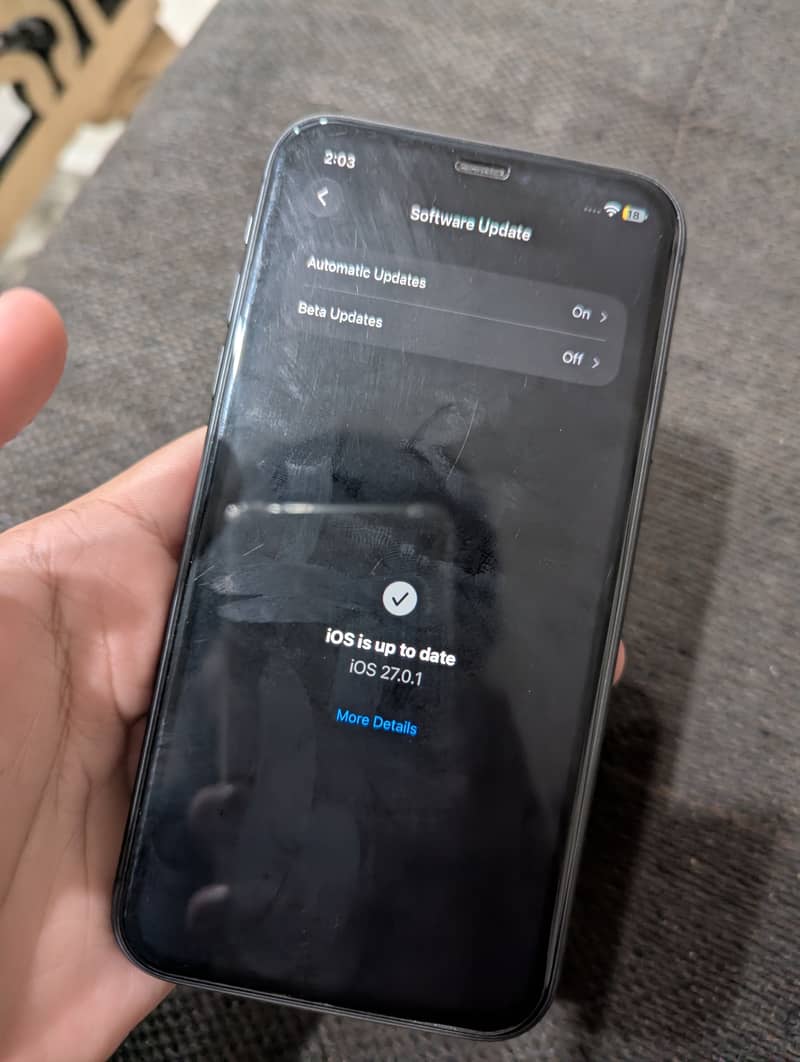 Apple iPhone 11 3