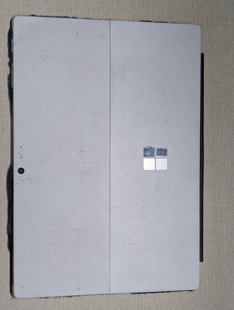 Microsft Surface 4 pro 2