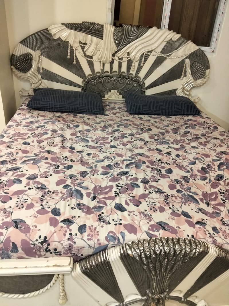 Used bed king size 0