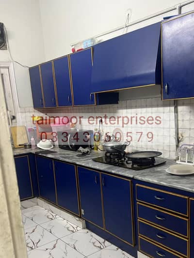 3 BED LOUNGE UPPER PORTION WITH PARKING