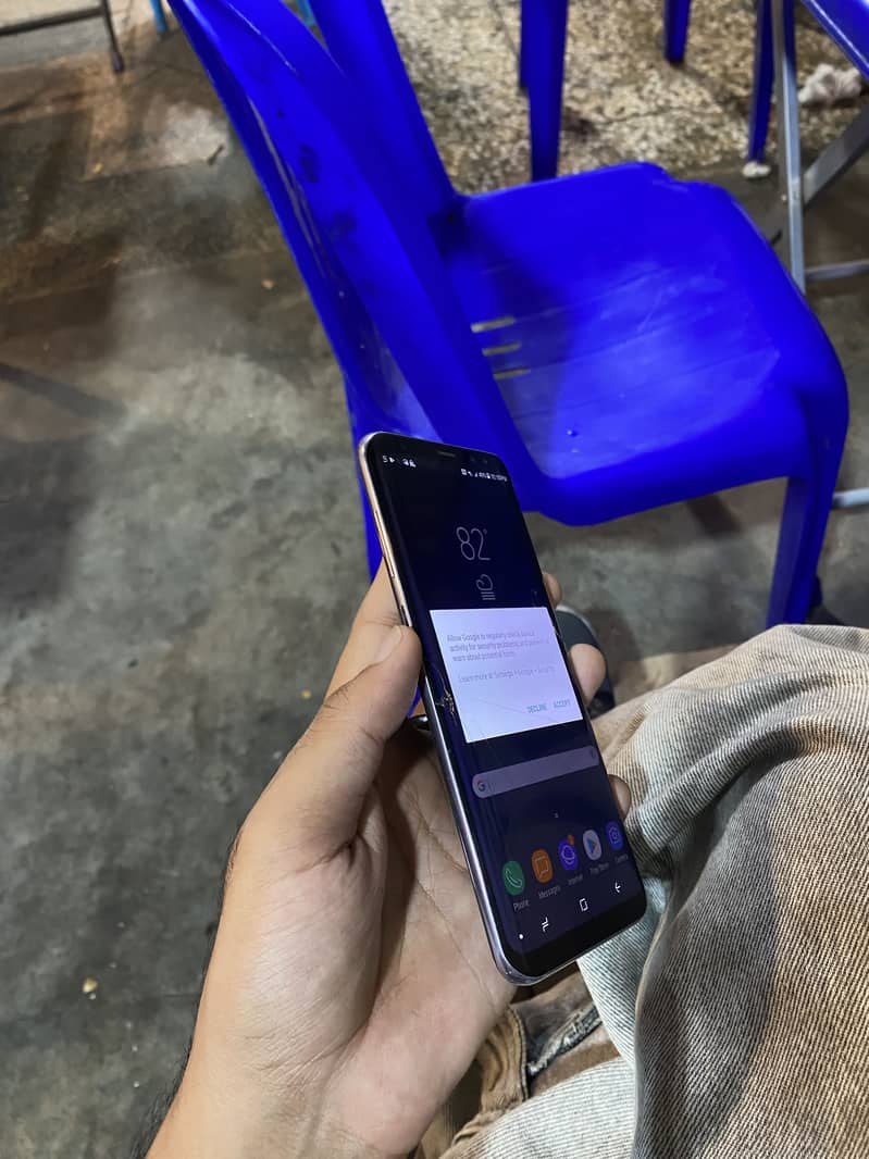 Samsung Mobile S8 Plus 1