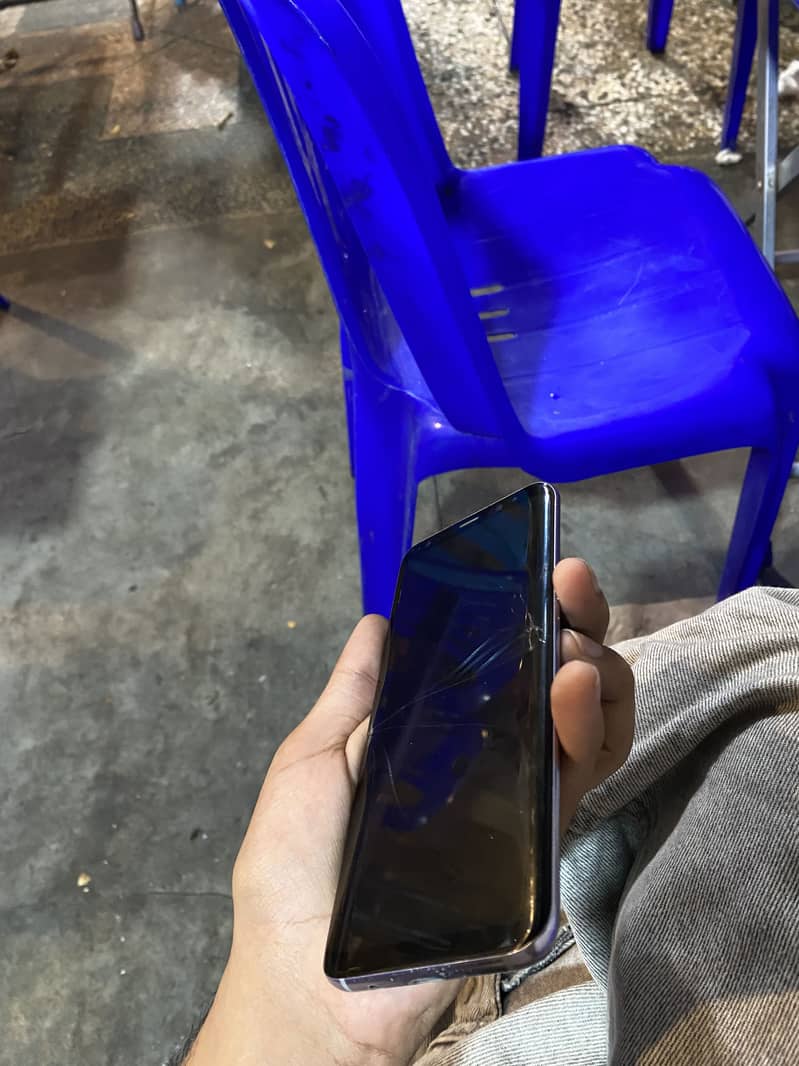 Samsung Mobile S8 Plus 2