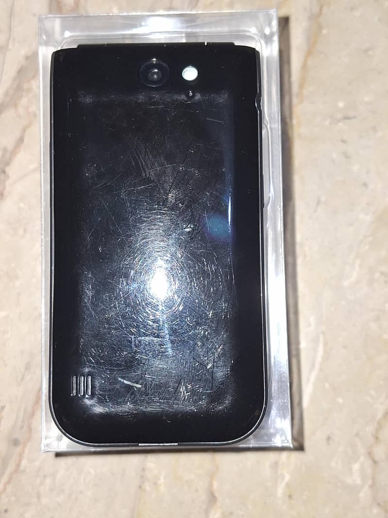 Nokia 2720 Flip 3
