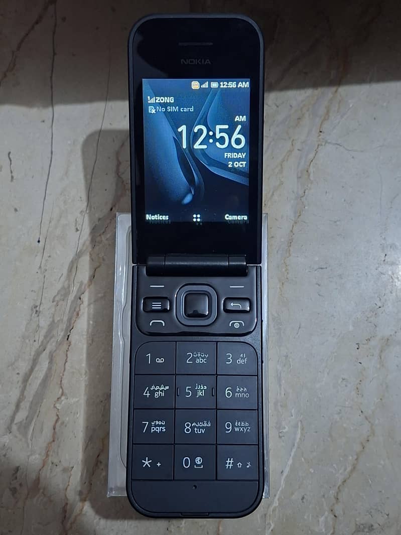 Nokia 2720 Flip 4