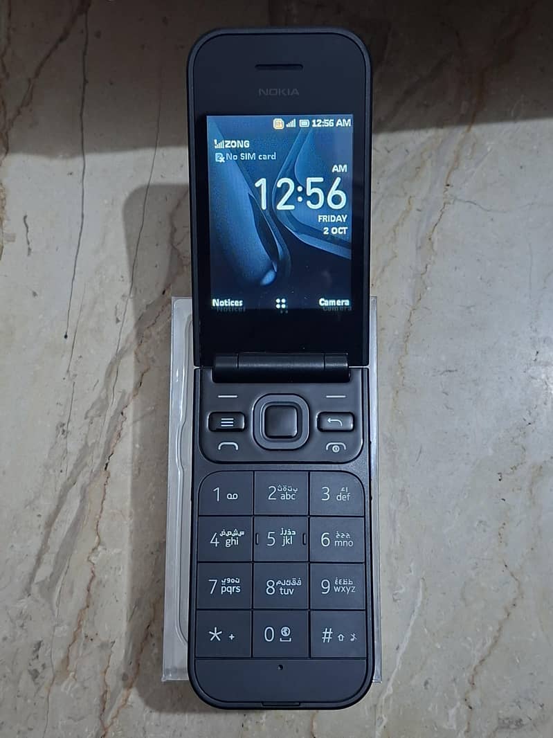 Nokia 2720 Flip 5