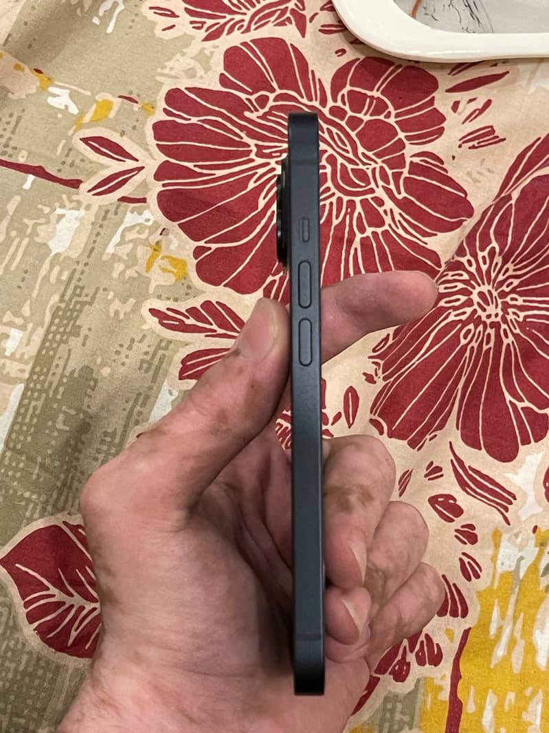 Apple iPhone 14 7