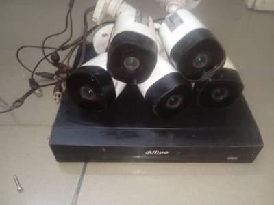 5 cameras with 1 tb hard