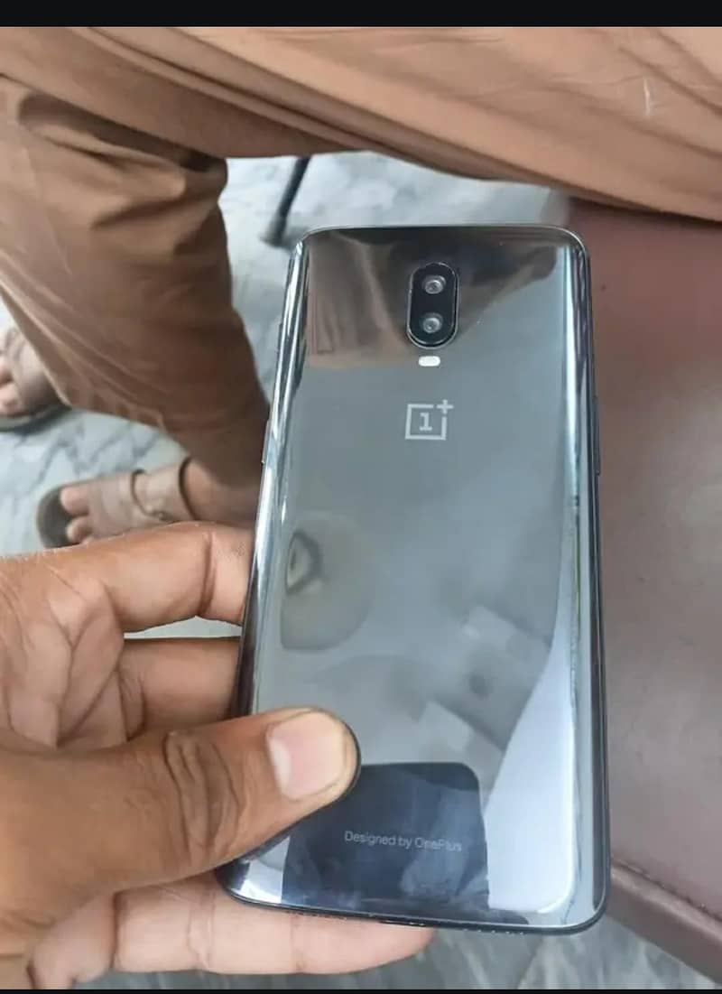 One Plus 6T 1