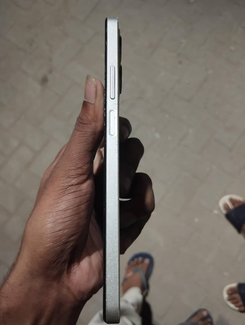 Realme C53 3