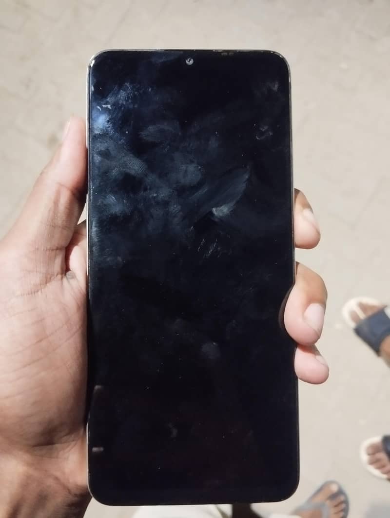 Realme C53 4
