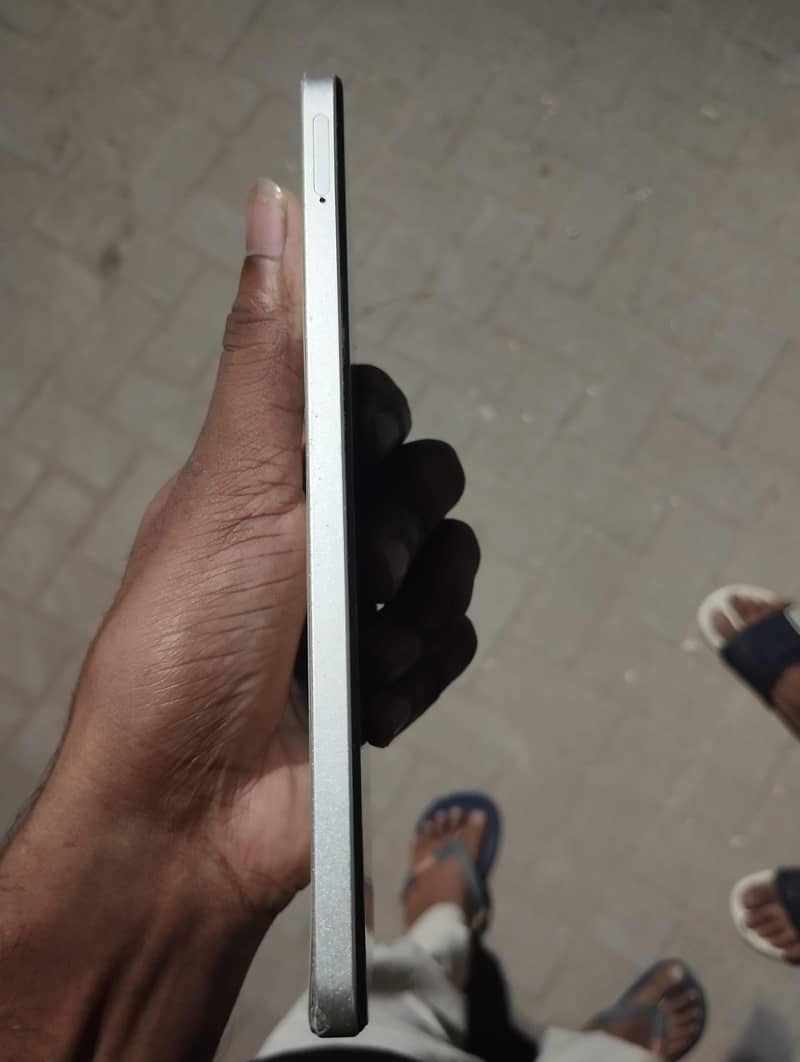 Realme C53 5