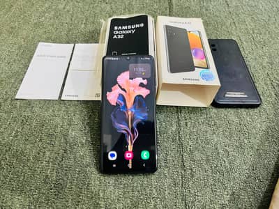 Samsung galaxy A32 with completed box 6/128
