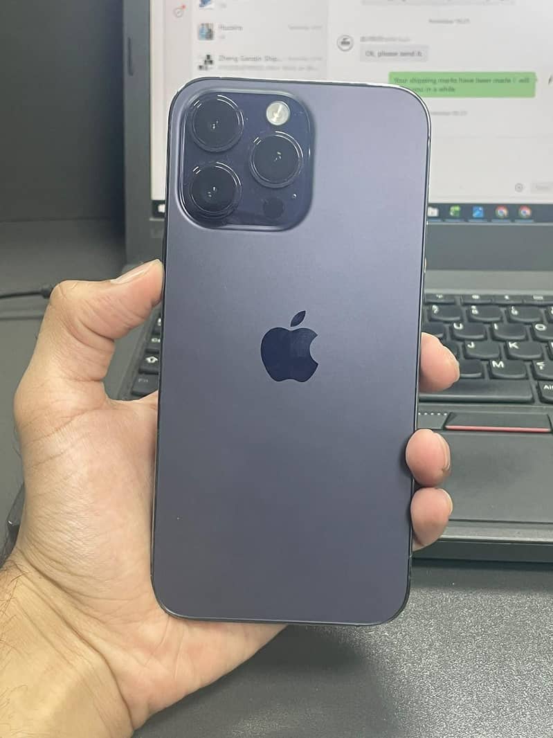 iPhone 14 Pro Max / JV 1