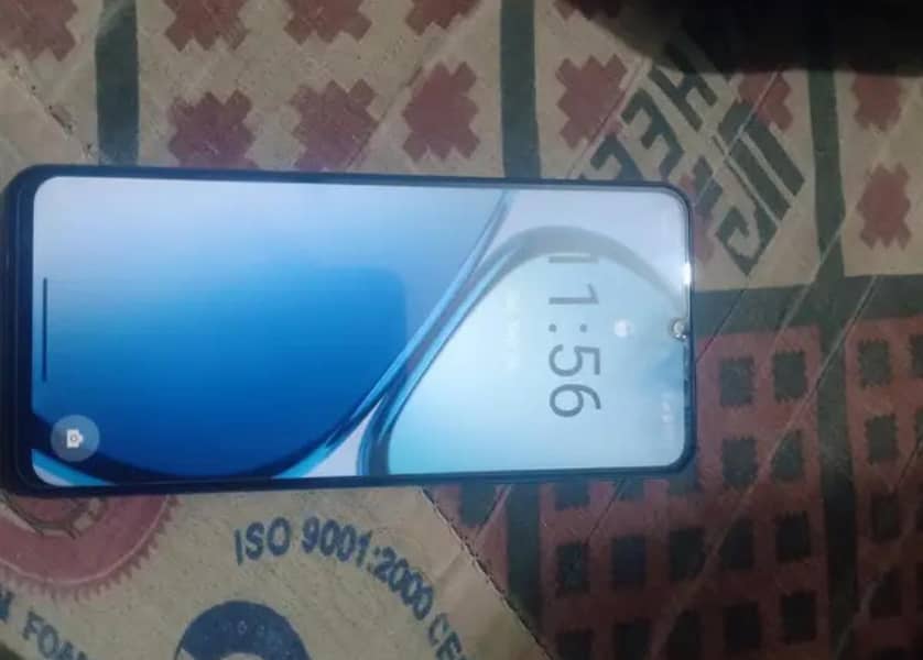 Realme C63  8/128 2
