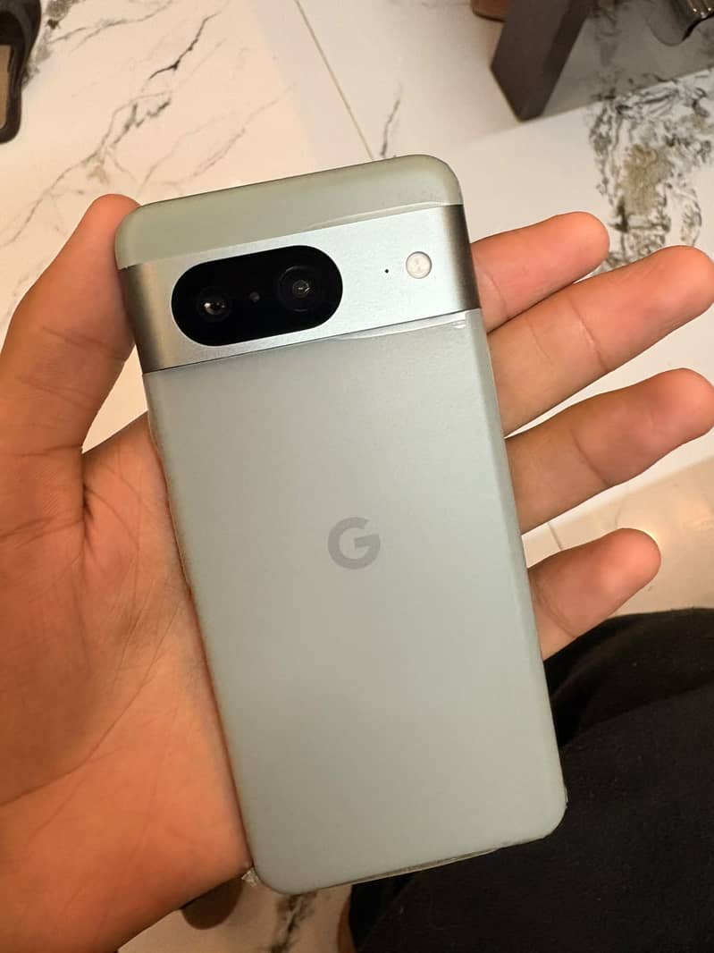 Google Pixel 8 1