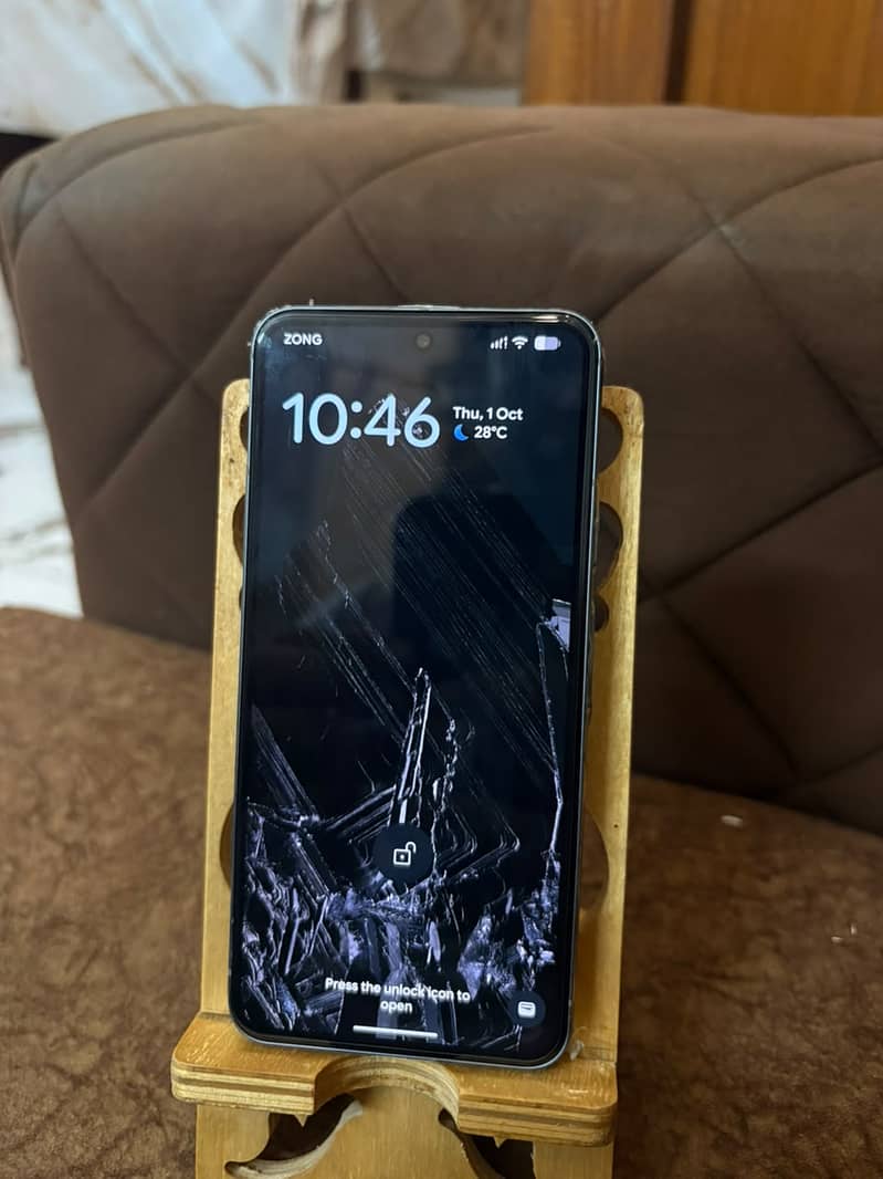 Google Pixel 8 2
