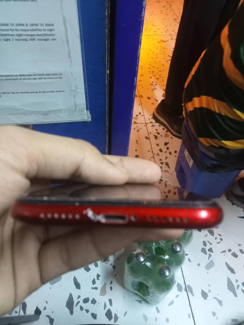 Apple iPhone XR 3