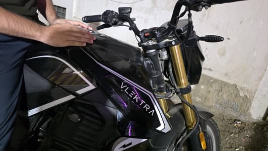 Vlektra Bolt 3K 2026 Black