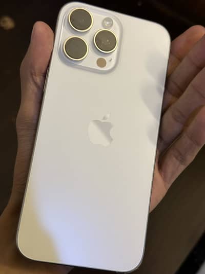 Apple iPhone 16 Pro Max
