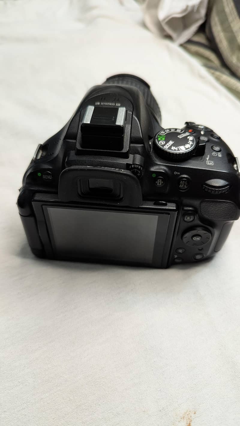 Nikon D5200 3