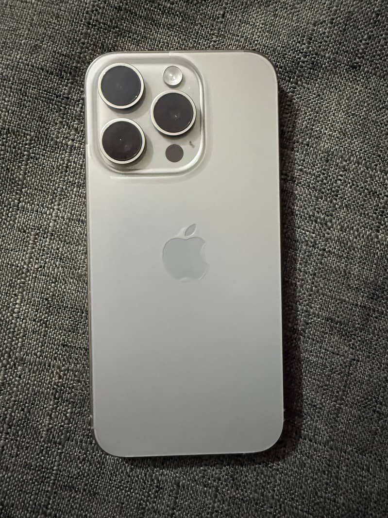 Iphone 15 pro 3