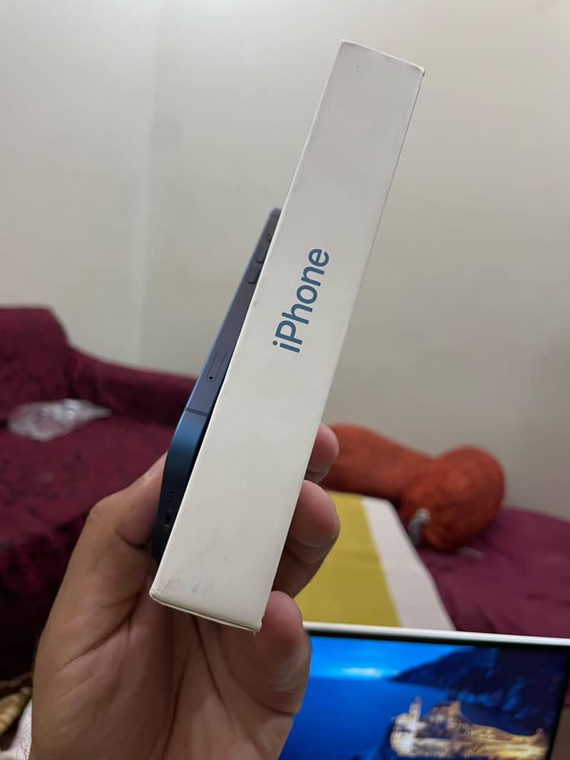 Apple iPhone 13 not a single scratch 4