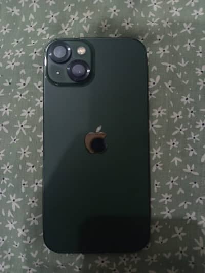 Apple iPhone 13
