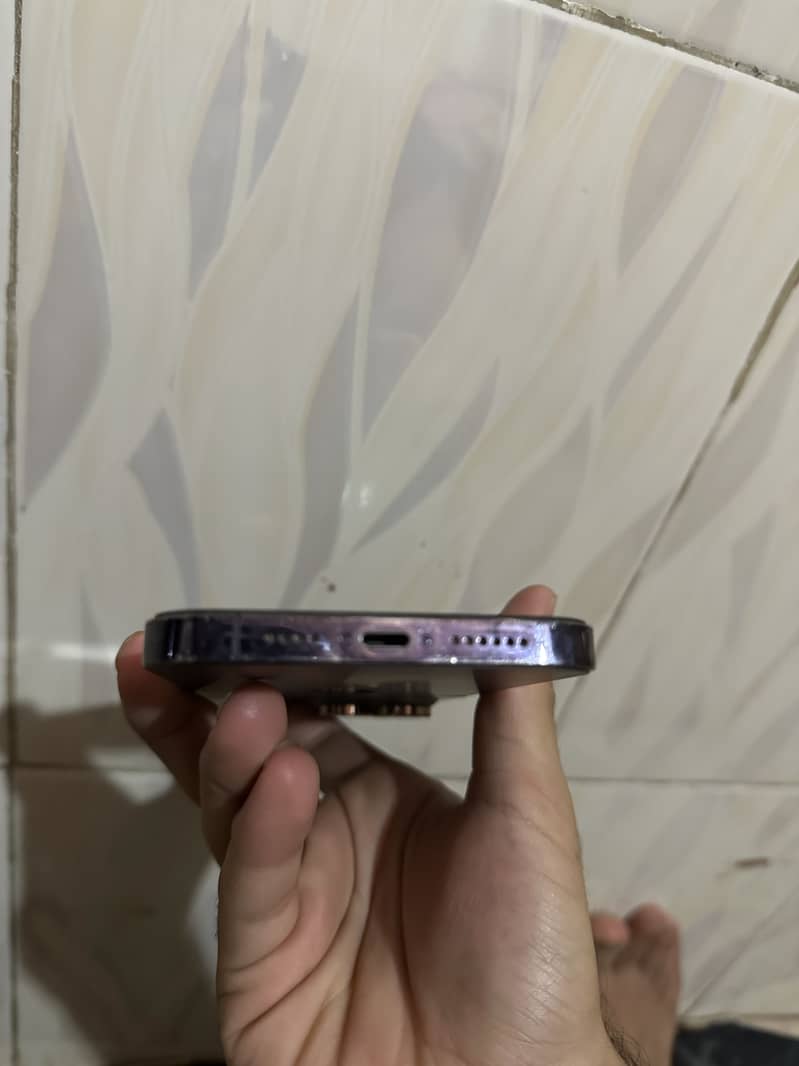 Apple iPhone 14 Pro Max 5