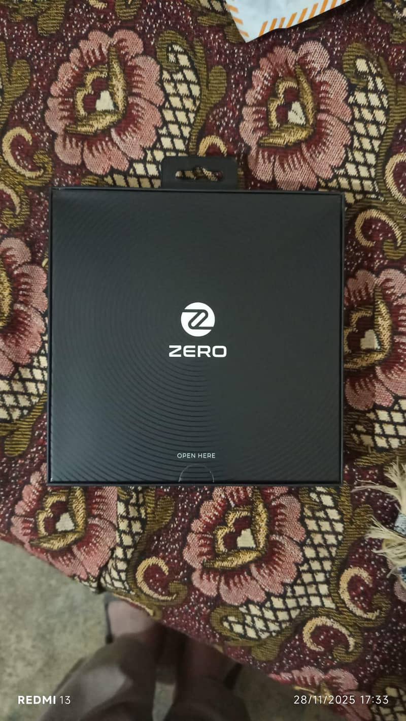 Luna Zero Smart watch condition 9/10 3