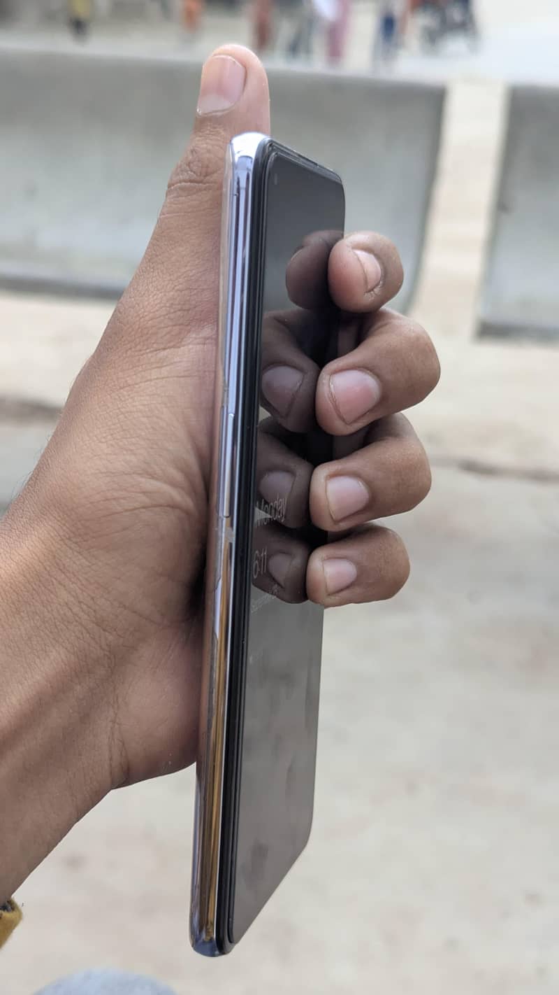 One Plus 9 5g 2