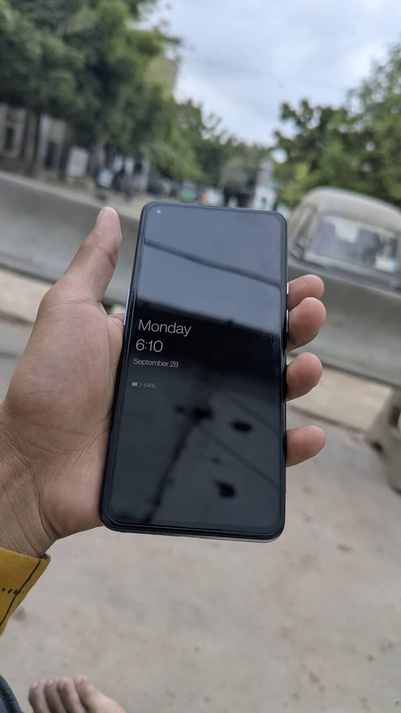 One Plus 9 5g 4