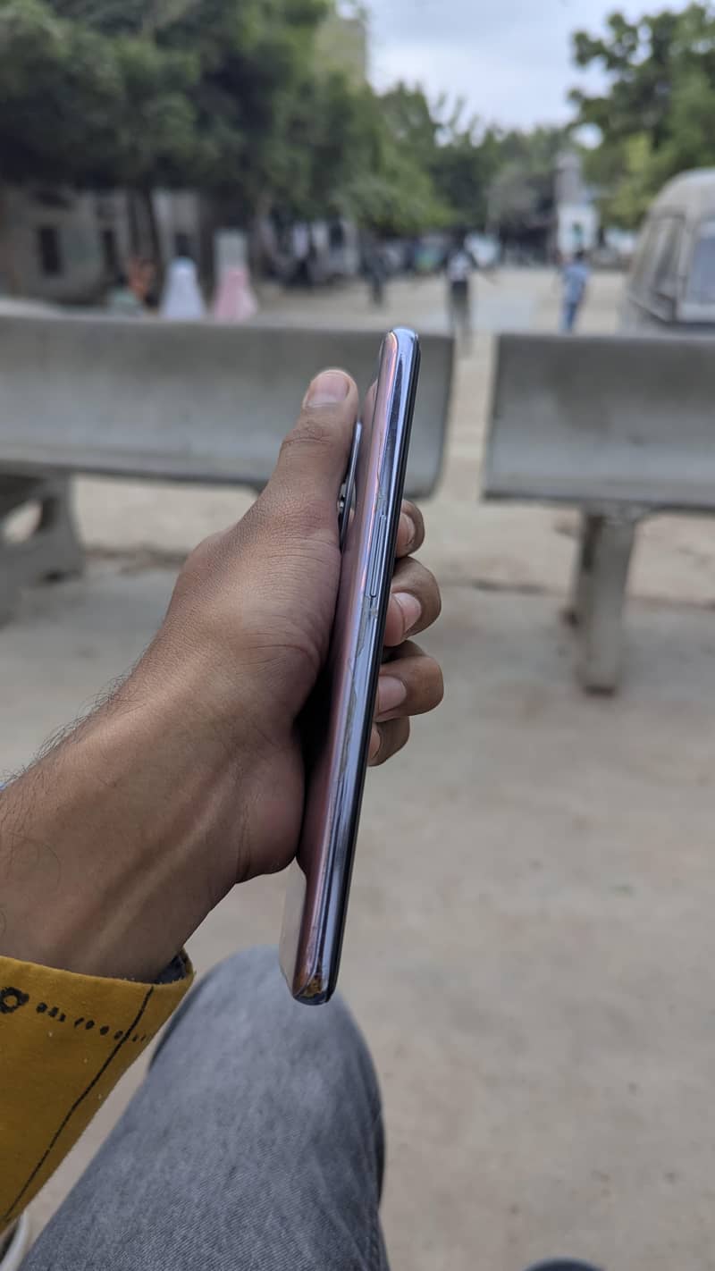 One Plus 9 5g 5