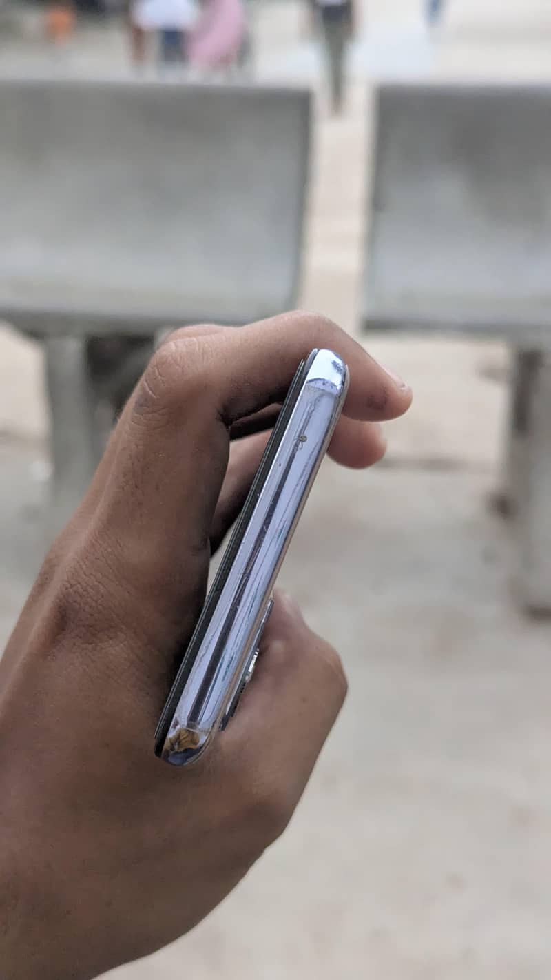 One Plus 9 5g 6