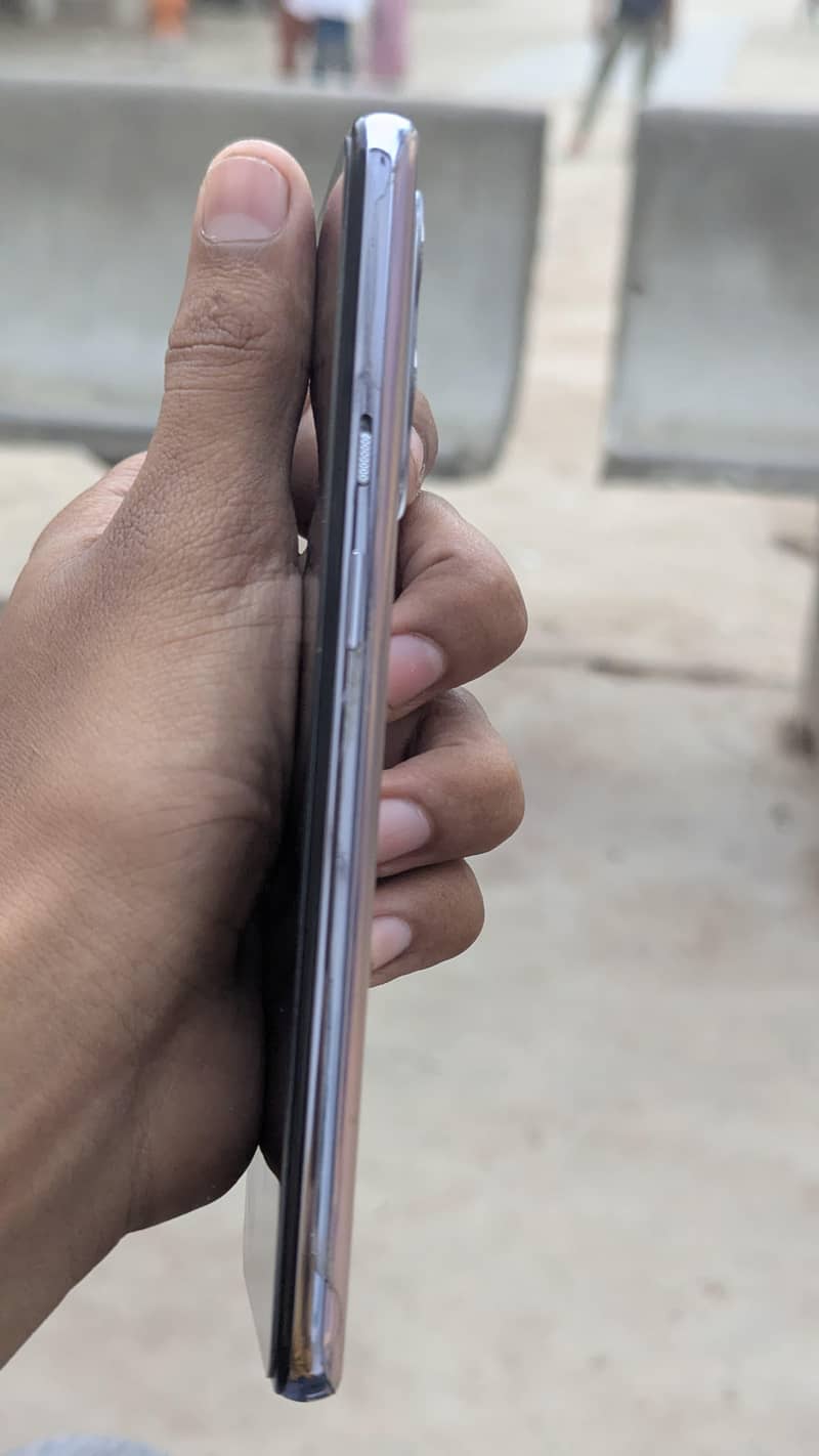 One Plus 9 5g 7