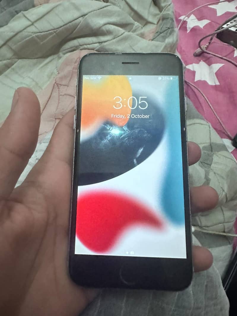 Apple iPhone 6S 1