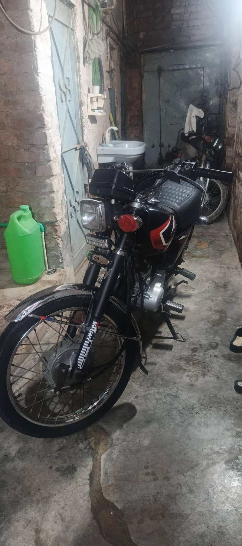 CG 125 2017 MODEL 8