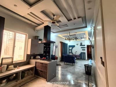 Defence 500 Yards LIKE NEW 6 Bedrooms Bungalow