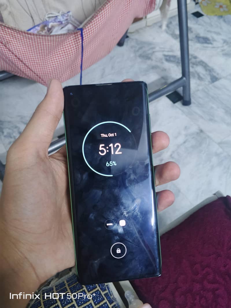 Motorola Edge Plus 2