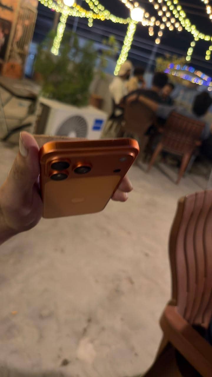 Apple iPhone 17 Pro Max 2