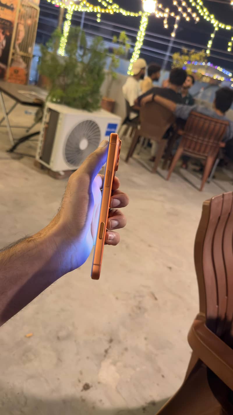 Apple iPhone 17 Pro Max 6