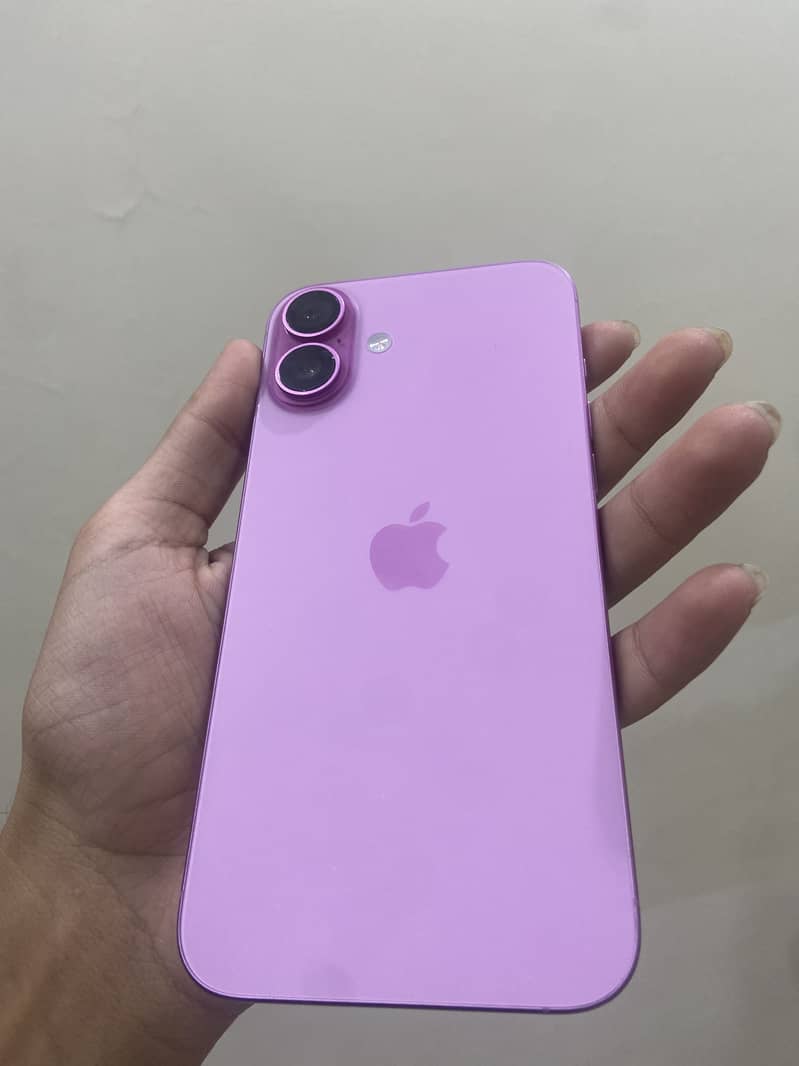 Apple iPhone 16 Plus 0