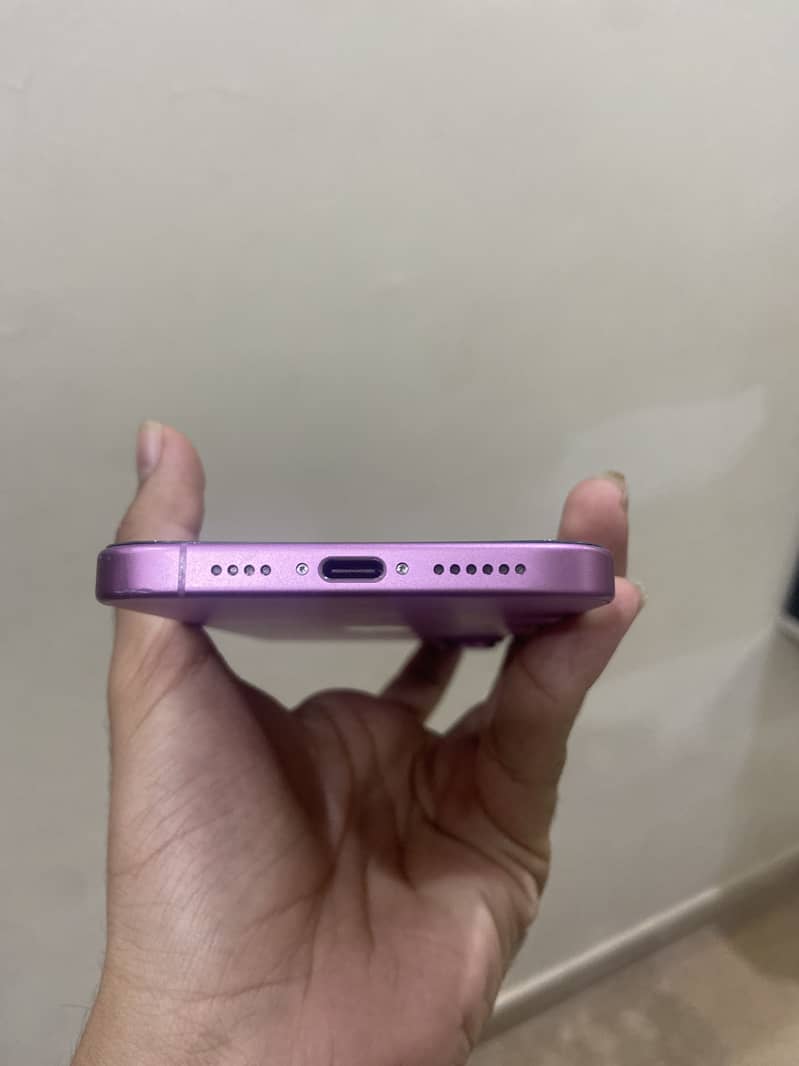 Apple iPhone 16 Plus 4