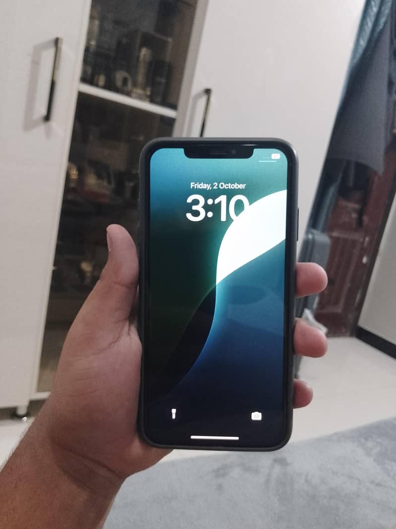Apple iPhone XS Max 0