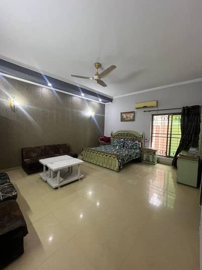1 Kanal Designer House For Sale