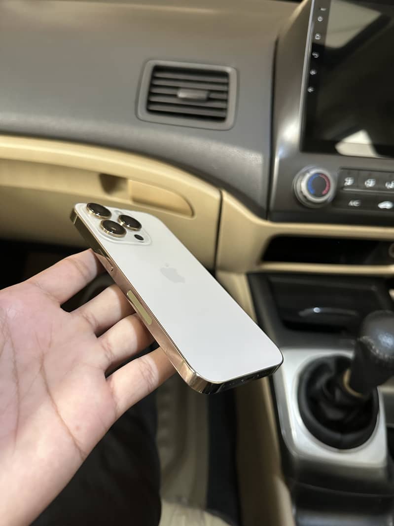Apple iPhone 14 Pro 5