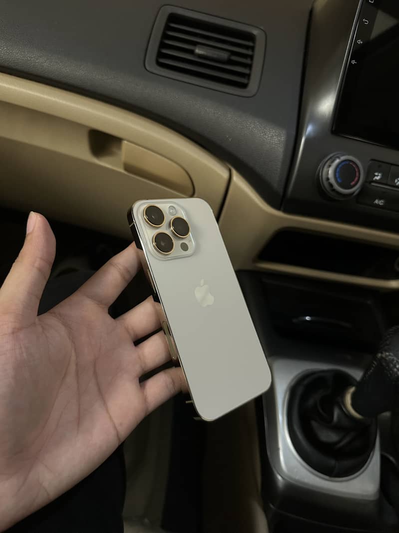 Apple iPhone 14 Pro 6