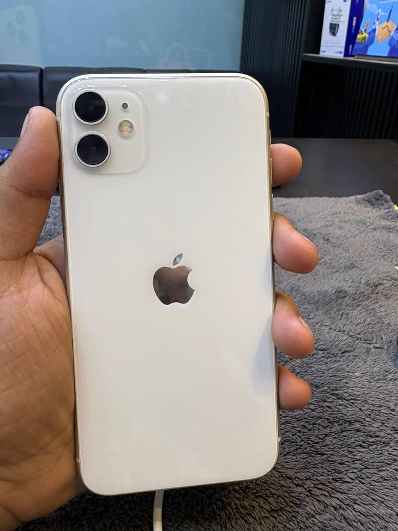 Apple iPhone 11 pta 0