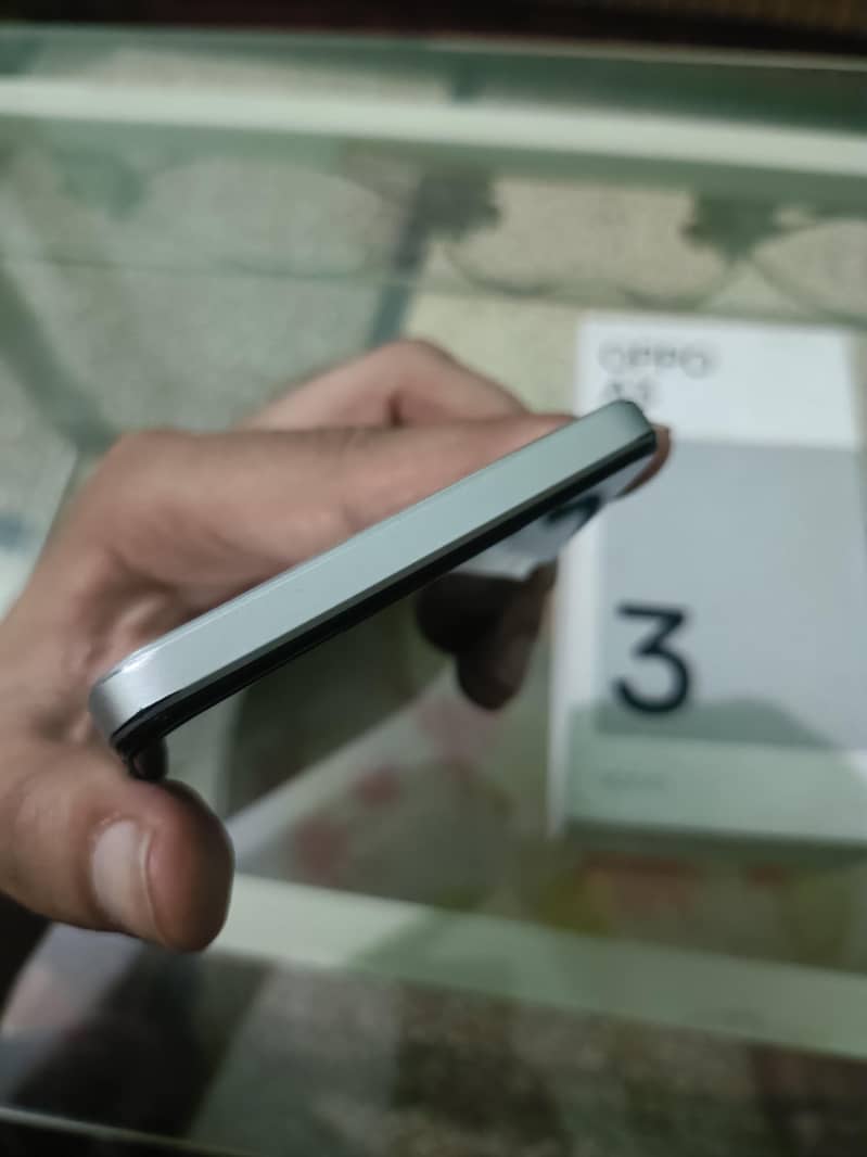 OPPO A3 4