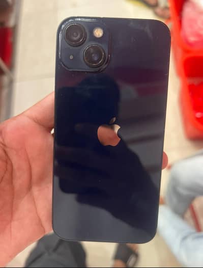 Apple iPhone 13